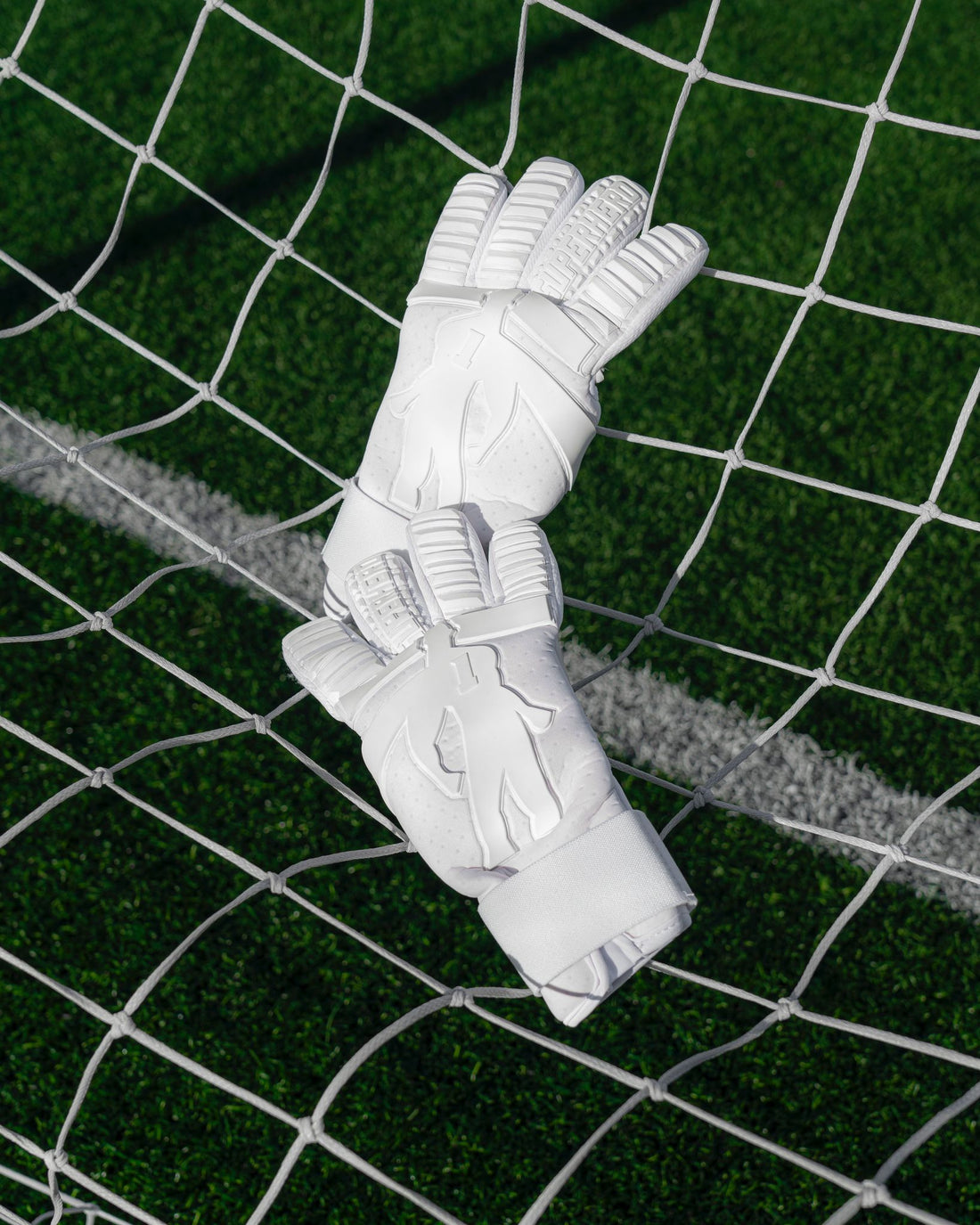 JUNIOR GOALKEEPER GLOVES NEO SH WHITE V1
