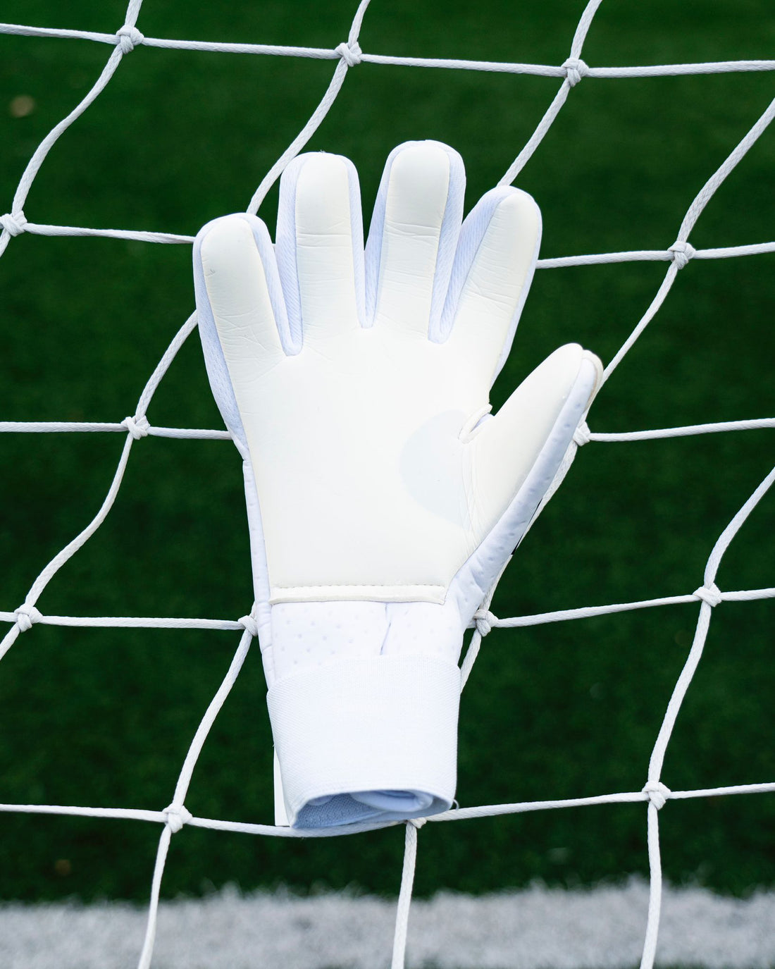 JUNIOR GOALKEEPER GLOVES NEO SH WHITE AND BLUE V2