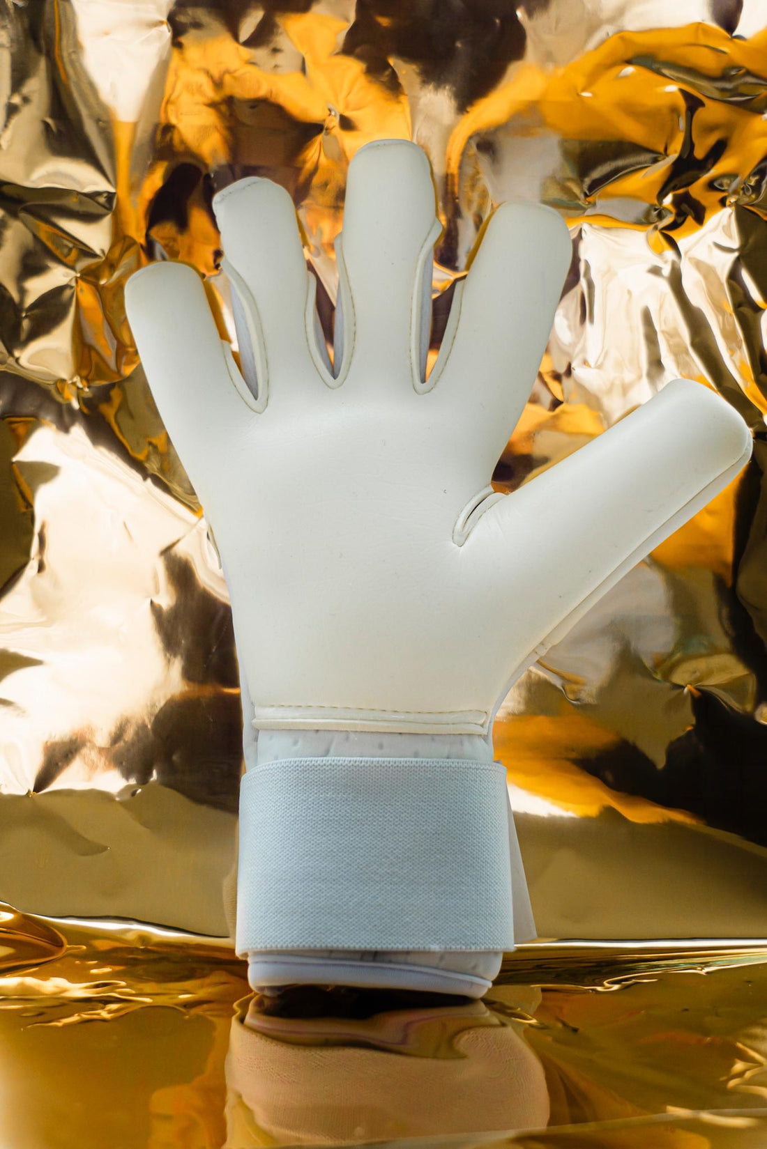 ADULT GOALKEEPER GLOVES SUPERHERO DELUXE WHITE